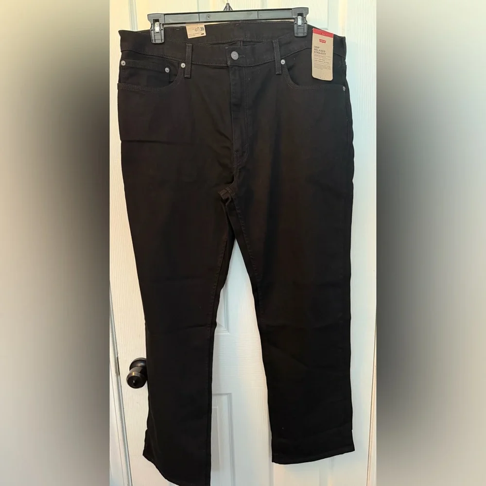 2 Pairs of Levi’s 559 Jeans - Picture 3 of 12